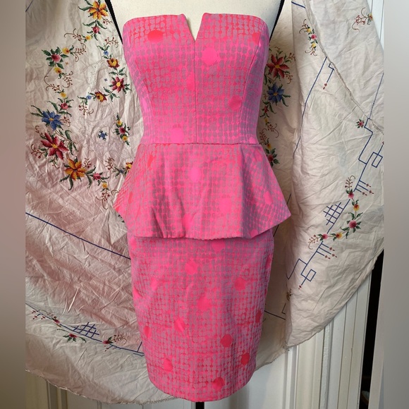 Nicole Miller Dresses & Skirts - VINTAGE NICOLE MILLER HOT PINK POLKA DOT PEPLUM MINI DRESS